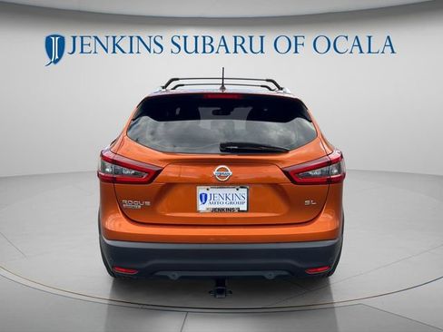 Used 2021 Nissan Rogue Sport SL w/ Premium Package FWD image 4
