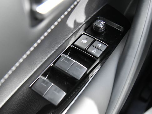 Used 2024 Toyota Corolla SE image 36