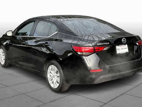 Used 2023 Nissan Sentra S image 10