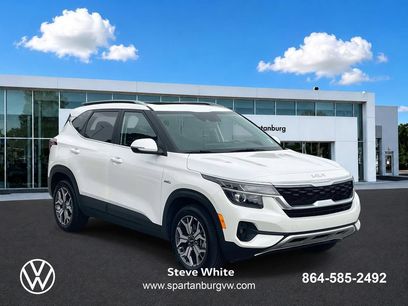 Used 2023 Kia Seltos EX