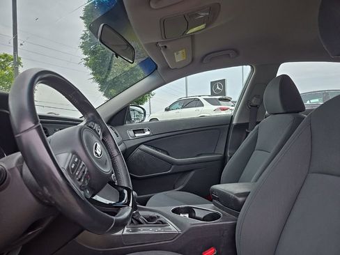 Used 2015 Kia Optima LX FWD image 27