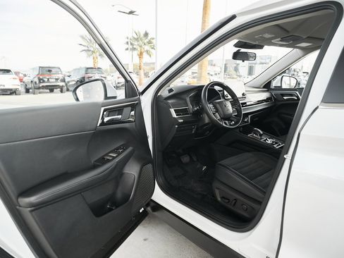 Used 2024 Mitsubishi Outlander SE image 21