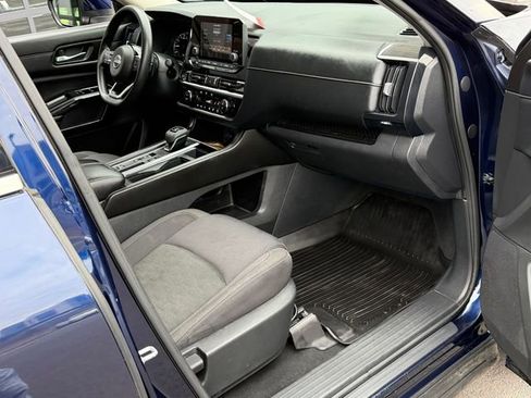 Certified 2022 Nissan Pathfinder S image 27