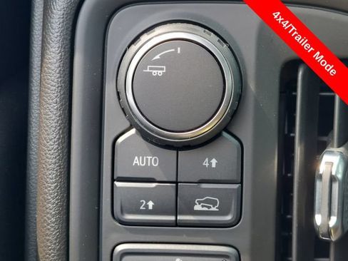 Used 2023 Chevrolet Silverado 1500 Custom AWD/4WD image 13