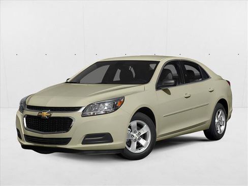 Used 2014 Chevrolet Malibu LT w/ Power Convenience Package image 1