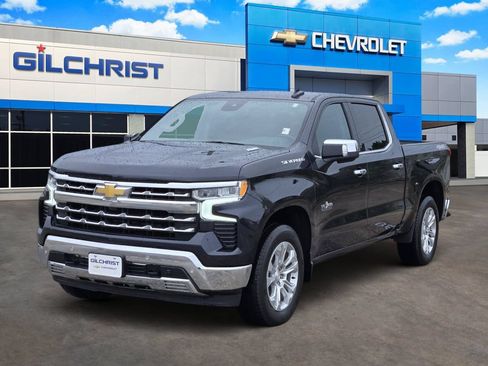 Used 2024 Chevrolet Silverado 1500 LTZ AWD/4WD image 3
