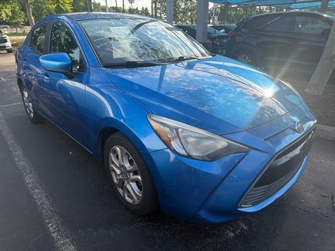 Used 2016 Scion iA FWD image 11
