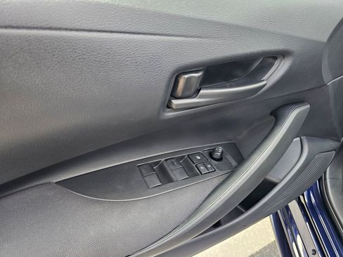 Used 2024 Toyota Corolla LE FWD image 19