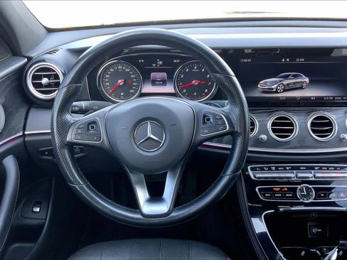 Used 2017 Mercedes-Benz E 300 image 6