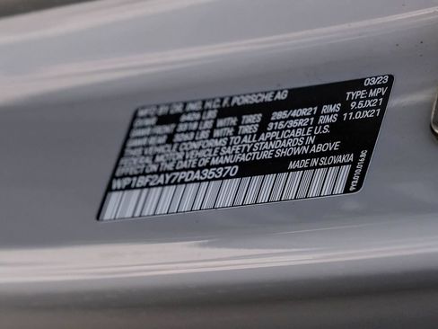 Used 2023 Porsche Cayenne Turbo AWD/4WD image 61