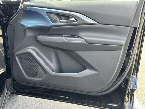 New 2026 Chevrolet Equinox EV LT image 26