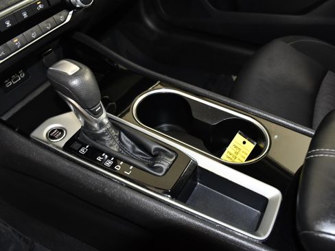 Used 2024 Nissan Altima 2.5 SV FWD image 30