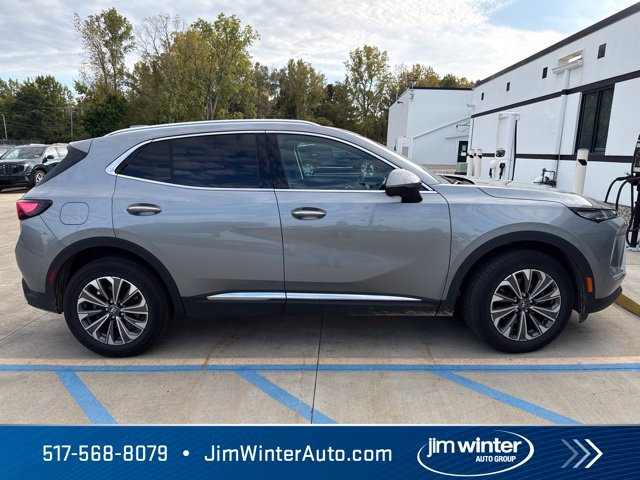 Used 2025 Buick Envision Preferred AWD/4WD image 6