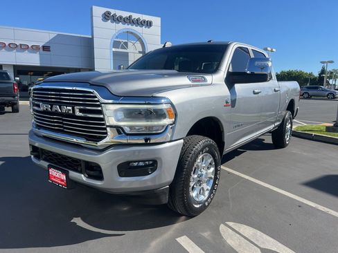 Used 2024 RAM 2500 Laramie AWD/4WD image 4
