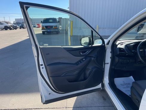 Used 2023 Subaru Forester Sport image 13