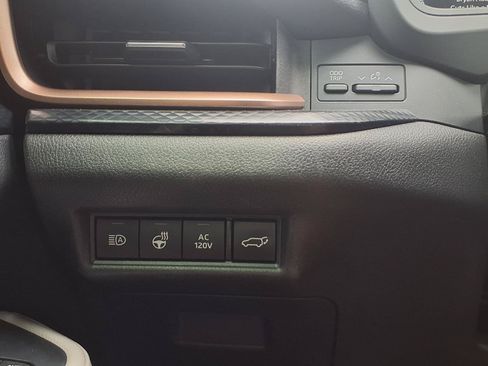 Used 2024 Toyota Grand Highlander AWD Hybrid image 16
