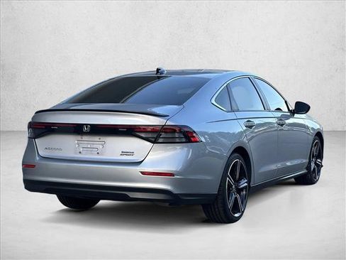 Used 2023 Honda Accord Sport image 5