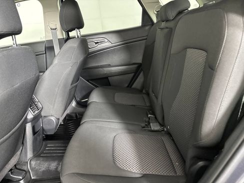 Used 2023 Kia Sportage LX FWD image 19