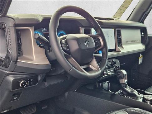 New 2026 Ford Bronco Outer Banks AWD/4WD image 3
