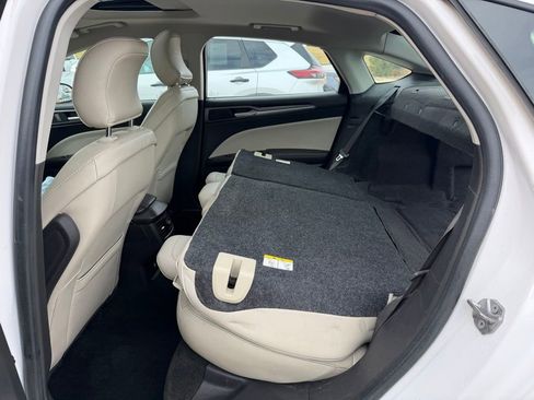 Used 2016 Ford Fusion Titanium image 12