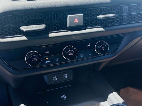 New 2027 Honda HR-V LX image 14