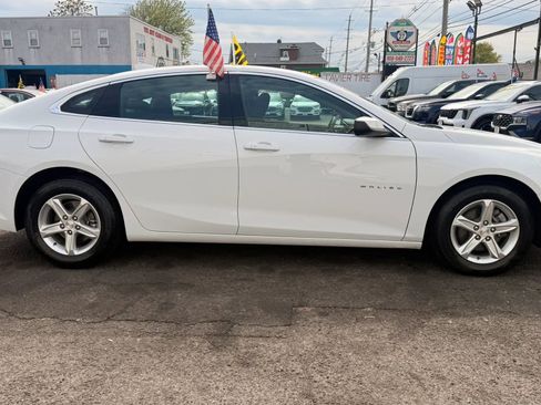 Used 2024 Chevrolet Malibu LT FWD image 11