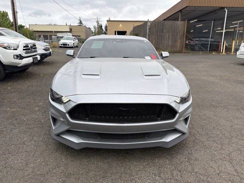 Used 2022 Ford Mustang GT Premium w/ GT Performance Package RWD image 2