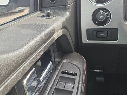 Used 2013 Ford F150 Limited image 24