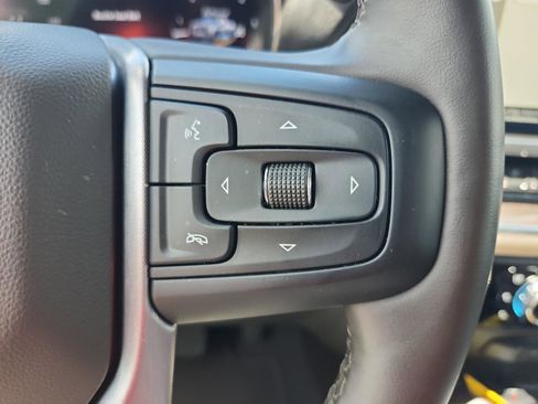 Used 2024 GMC Sierra 3500 SLT w/ SLT Convenience Package AWD/4WD image 30