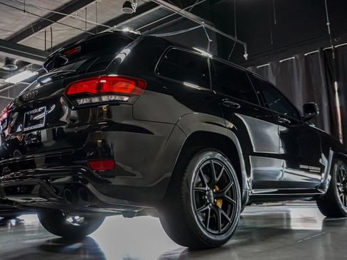 Used 2021 Jeep Grand Cherokee Trackhawk AWD/4WD image 6
