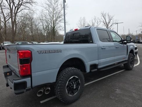 Used 2025 Ford F250 Lariat w/ Lariat Ultimate Package image 8