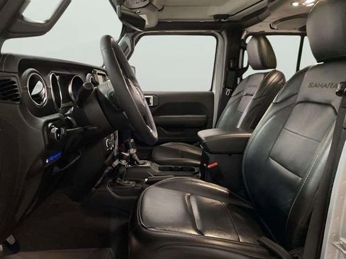 Used 2023 Jeep Wrangler Unlimited Sahara w/ Dual Top Group image 55