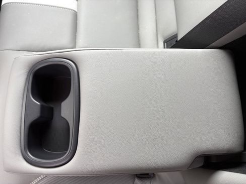 New 2026 Toyota Camry SE w/ Convenience Package image 19