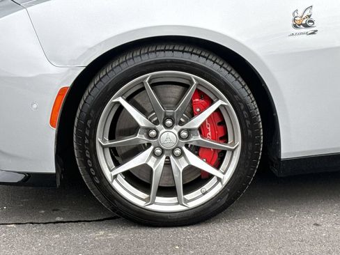 Used 2024 Dodge Charger Daytona Scat Pack w/ Plus Group AWD/4WD image 19