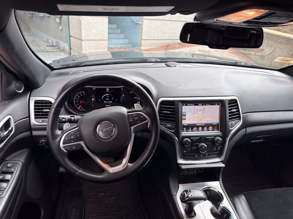 Used 2015 Jeep Grand Cherokee Altitude AWD/4WD image 11
