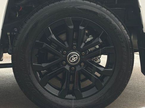 Certified 2026 Toyota 4Runner Platinum AWD/4WD image 32