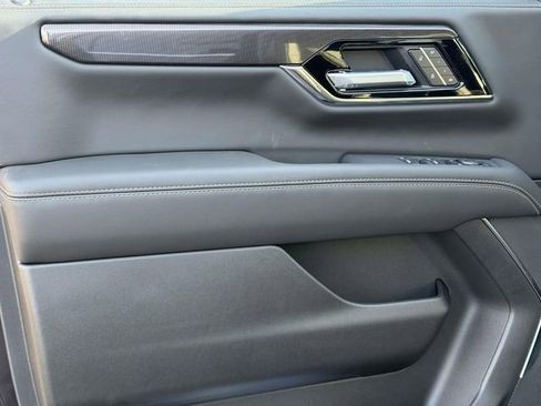 New 2026 GMC Yukon Elevation image 5