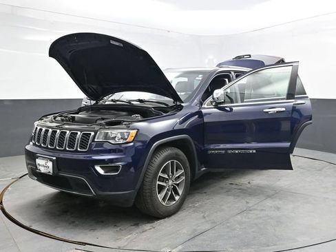 Used 2018 Jeep Grand Cherokee Limited AWD/4WD image 43