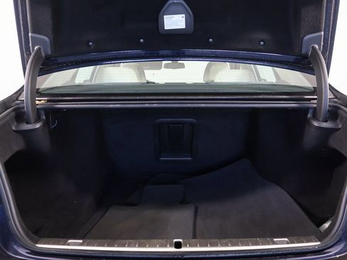 Used 2020 BMW 740i w/ Premium Package image 14