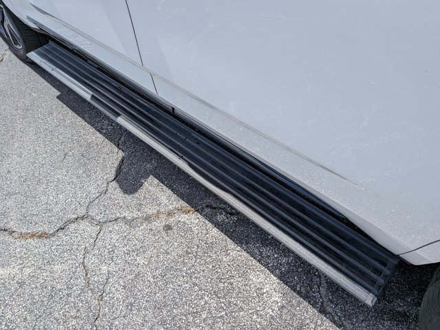 Certified 2022 Cadillac Escalade Sport Platinum RWD image 13