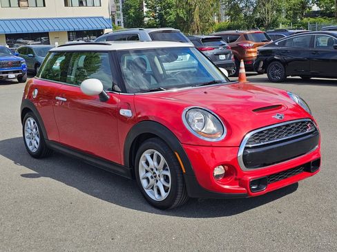 Used 2017 MINI Cooper S FWD image 3