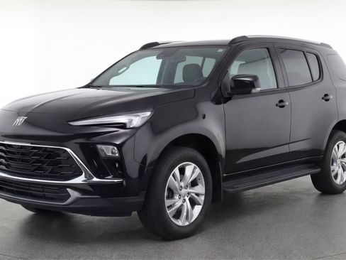 Used 2025 Buick Encore GX Preferred image 2