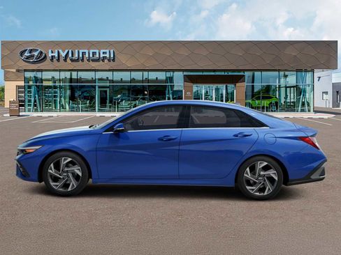 New 2026 Hyundai Elantra Limited FWD image 3
