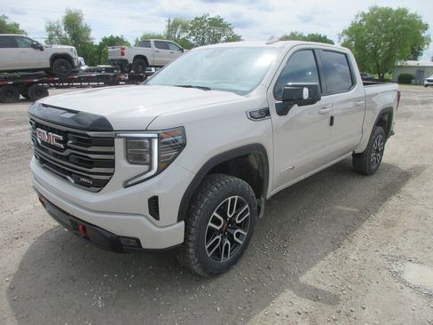 New 2026 GMC Sierra 1500 AT4 AWD/4WD image 12
