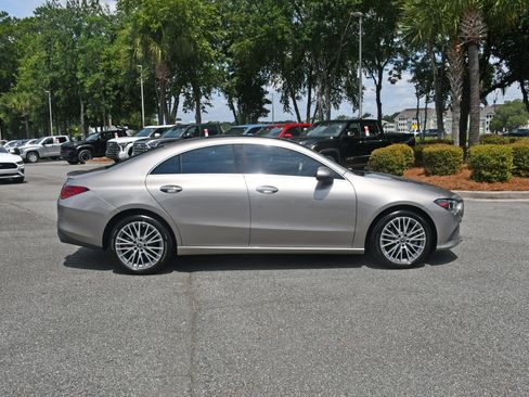 Used 2021 Mercedes-Benz CLA 250 image 5