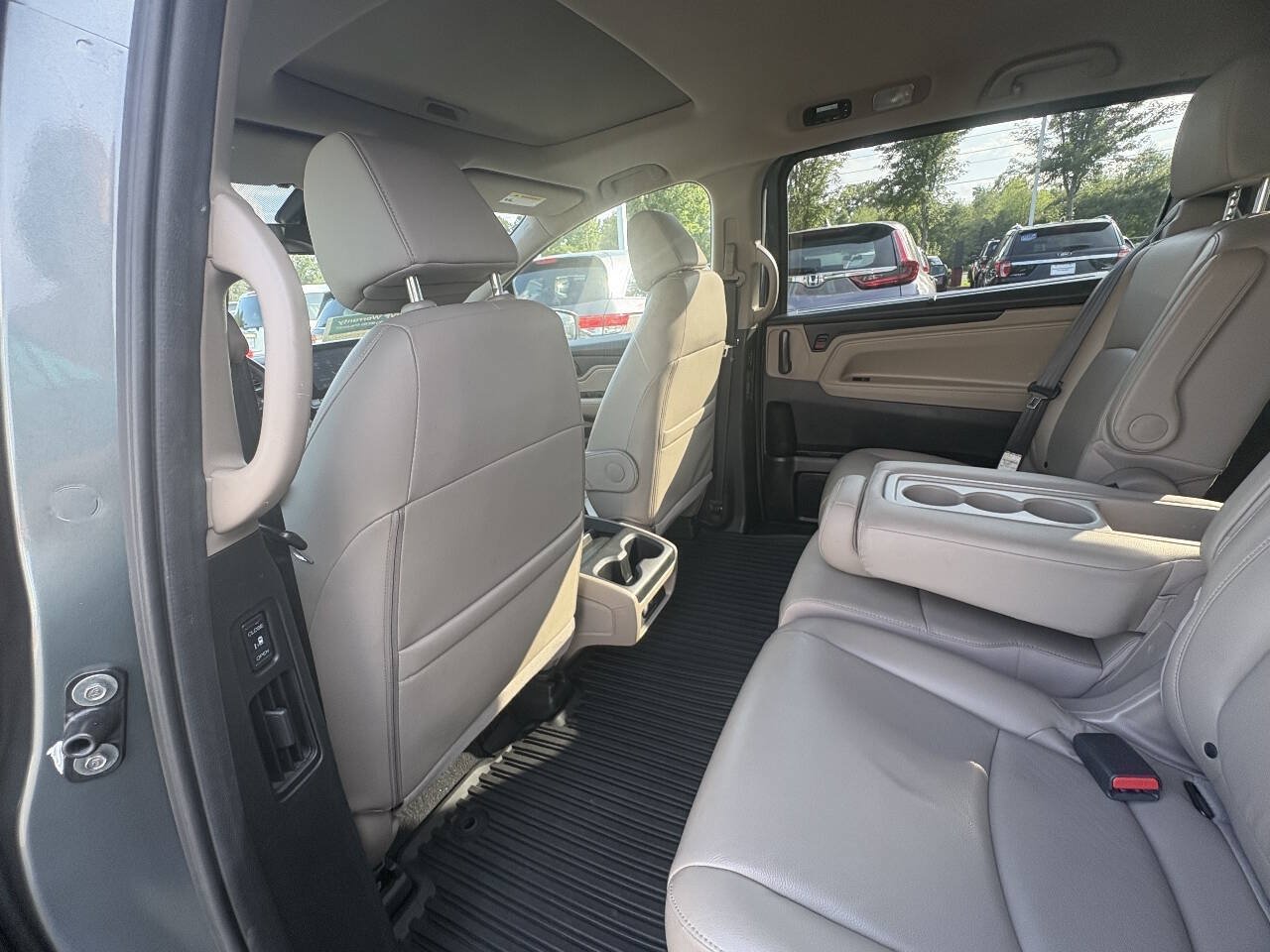 Used 2018 Honda Odyssey EX-L image 16