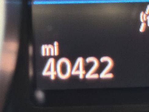 Used 2020 Volkswagen Tiguan SE w/ Panoramic Sunroof Package FWD image 30