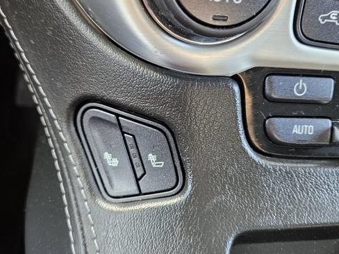 Used 2019 GMC Yukon SLT AWD/4WD image 27
