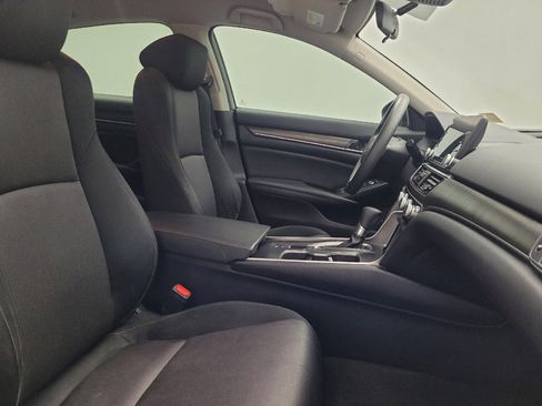 Used 2019 Honda Accord LX image 21