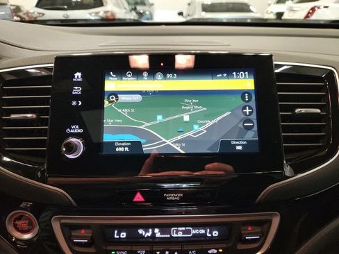 Used 2025 Honda Passport Black Edition image 16